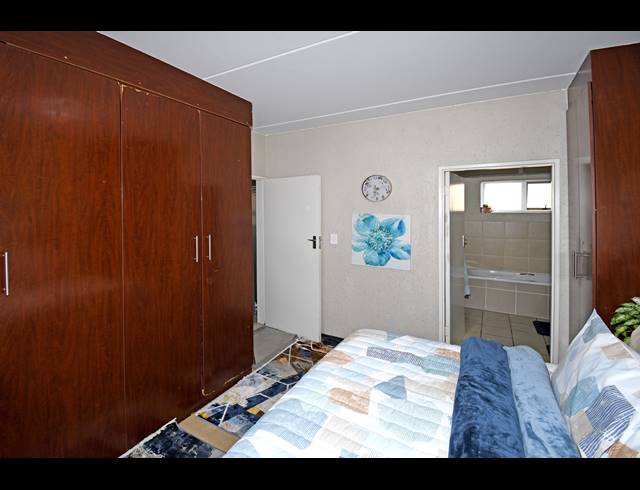1 BEDROOM APARTMENT FOR SALE IN FERNDALE